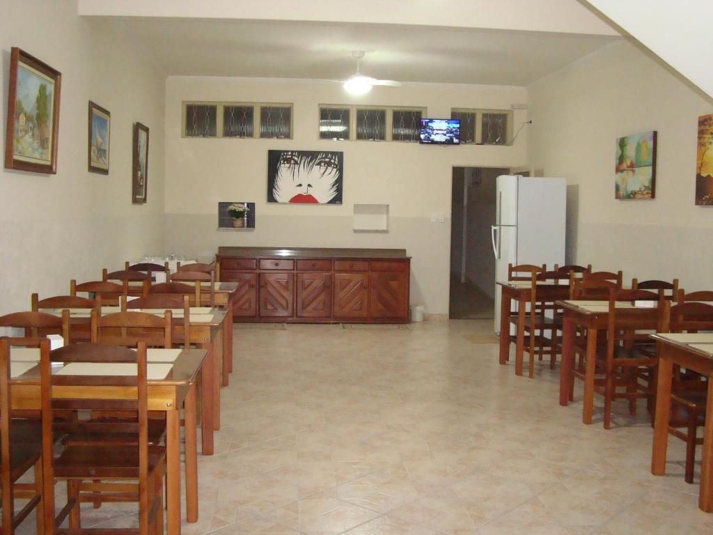 Hotel Perez Pouso Alegre Bagian luar foto