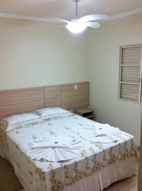 Hotel Perez Pouso Alegre Bagian luar foto